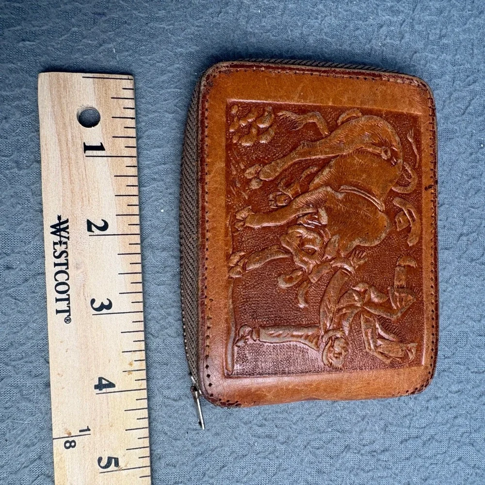 Vintage Mid-Century Tooled Leather Zip-Around Bifold Wallet Coin Purse Mexico